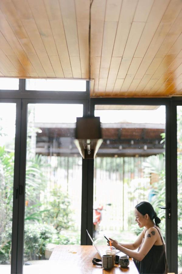 The Purple Hue Homestay Buitenkant foto