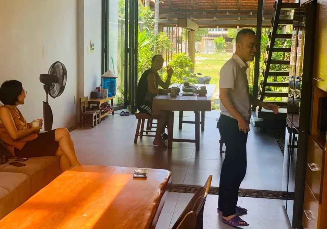 The Purple Hue Homestay Buitenkant foto